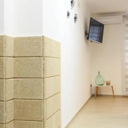 Domus Midi - Trevisani Бари